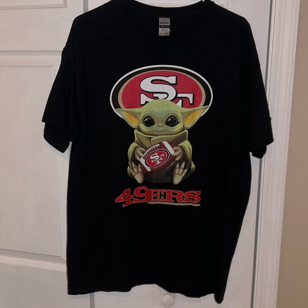 NFL 49ers Star Wars Grogu T-shirt size XL Black